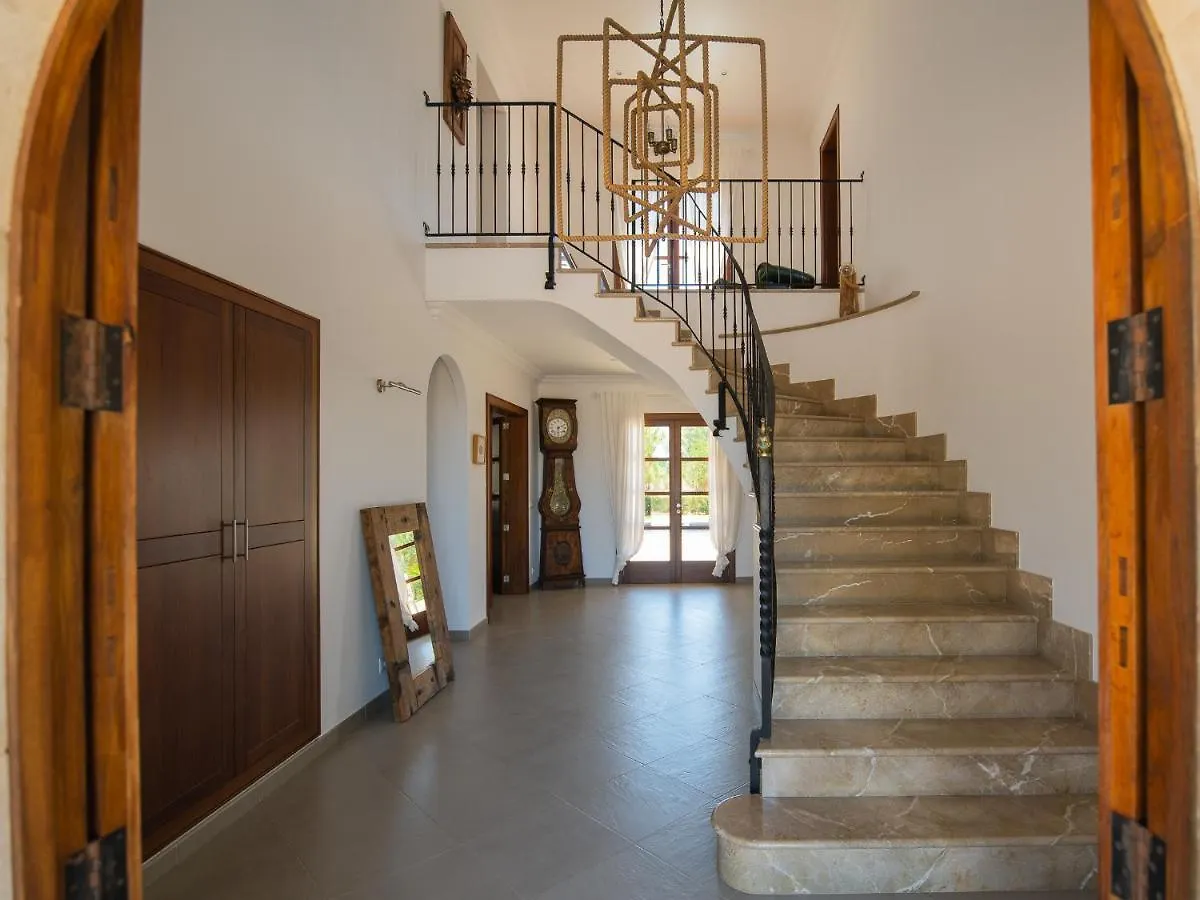 Luxury Finca Ses Quaranta Campos  Villa
